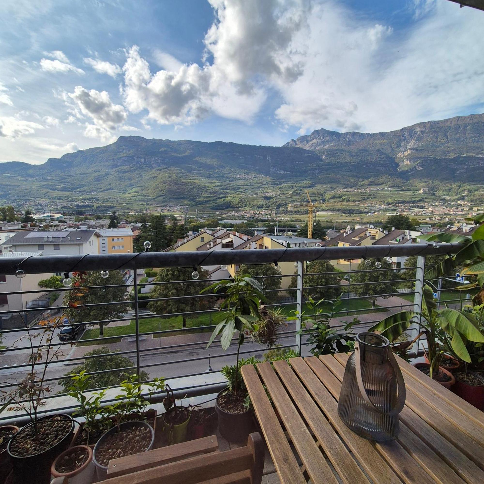 Apartmán Vista Mozzafiato Sulle Alpi Rovereto  Exteriér fotografie
